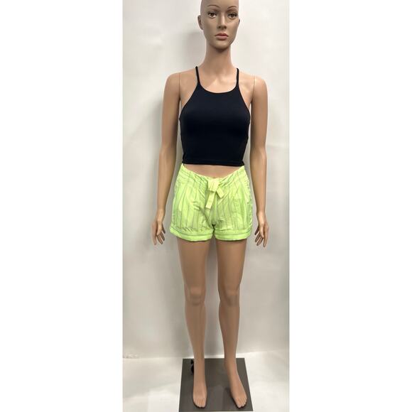 Lululemon Spring Break Away Lime Shorts - Picture 5 of 5